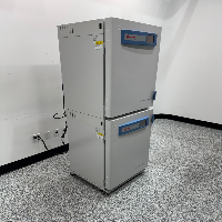 Thermo Forma Series 3 Water Jacketed Double Stack CO2 Incubator image 0